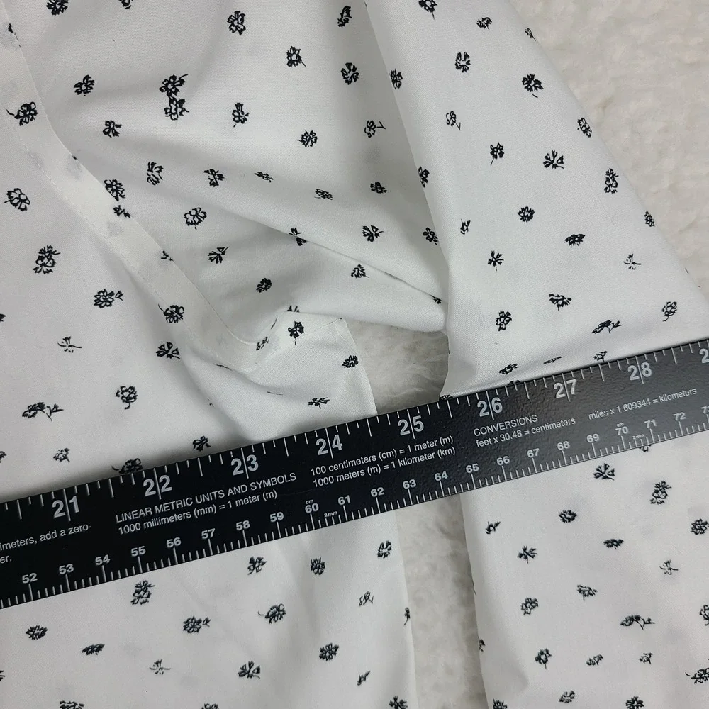 Banana Republic Shirt Mens XL Black‎ White Floral Slim Fit Non Iron Button Up